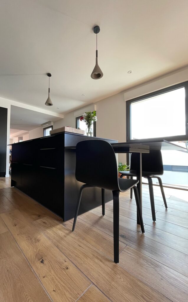 Cuisine , Châtelguyon (63), par Cot  Cot Architecture d'intérieur.