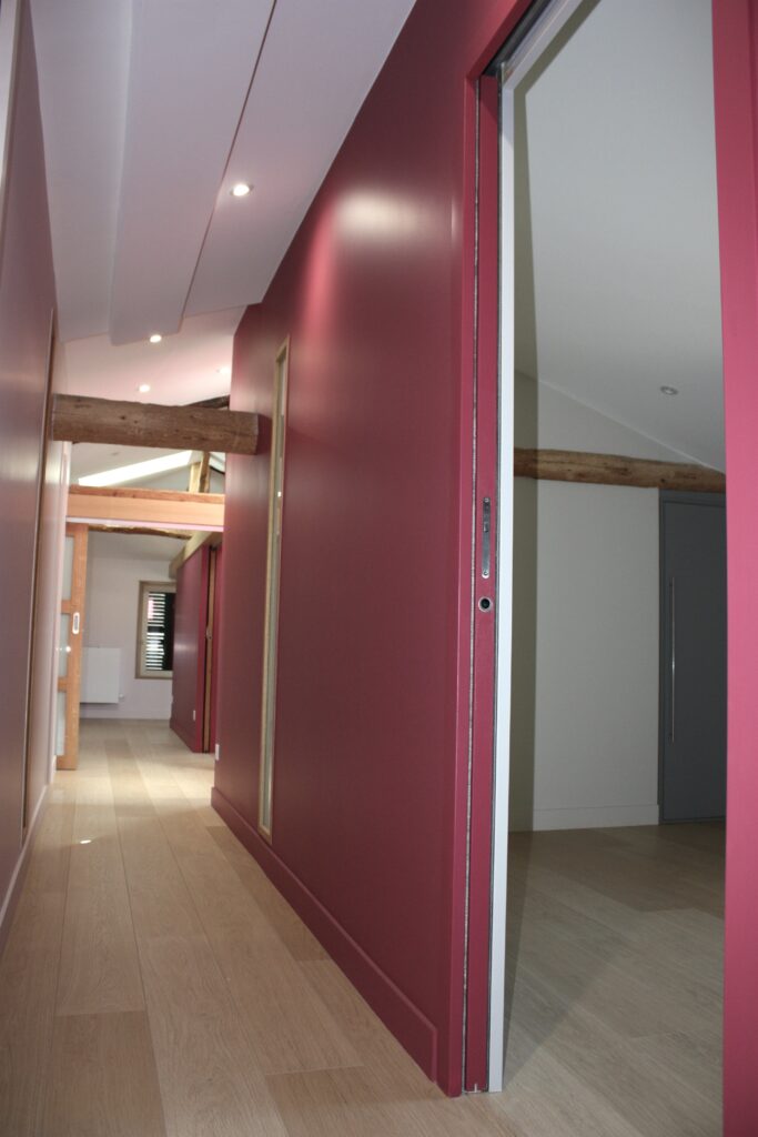 Combles dégagement, Ennezat (63), par Cot A Cot Architecture d'intérieur.