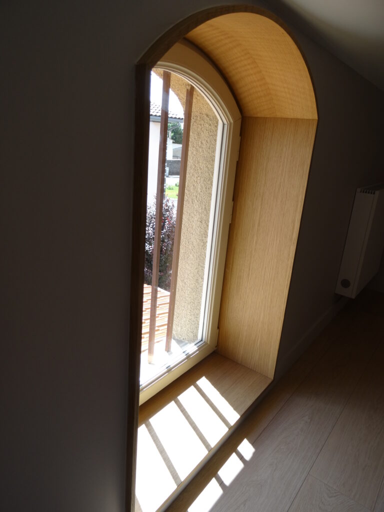 Combles détail fenêtre, Ennezat (63), par Cot A Cot Architecture d'intérieur.